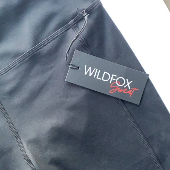 WILDFOX black/natural wild leopard biker shorts - Picture 6 of 15